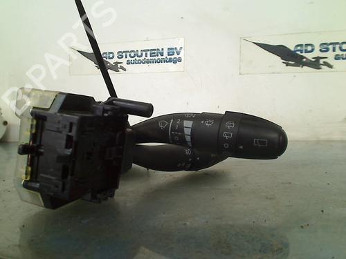 Steering column stalk HYUNDAI i30 Estate (FD) 1.6 | BP19428465I23 