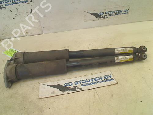 Used Right rear shock absorber MERCEDES-BENZ C-CLASS Coupe (C205) C 200 (205.342) (184 hp) 13125585