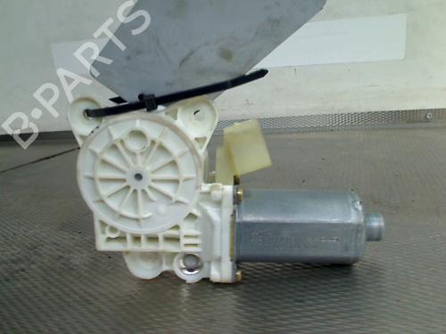 Right front window motor MERCEDES-BENZ SLK (R171) 200 Kompressor (171.442) | BP30834532E20