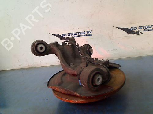 Used Right rear steering knuckle MERCEDES-BENZ A-CLASS (W176) A 200 (176.043) (156 hp) 18716030