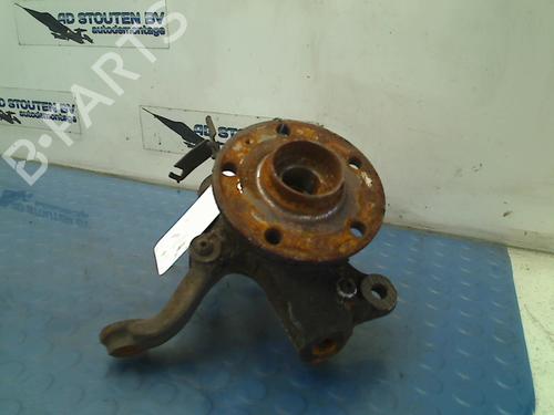 Used Right front steering knuckle SKODA OCTAVIA III Combi (5E5, 5E6) 1.6 TDI (105 hp) 13409633