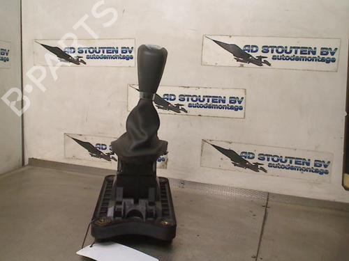 Selector da caixa DACIA SANDERO II TCe 90 (B8M1, B8MA, B8AC) | BP31256770M90