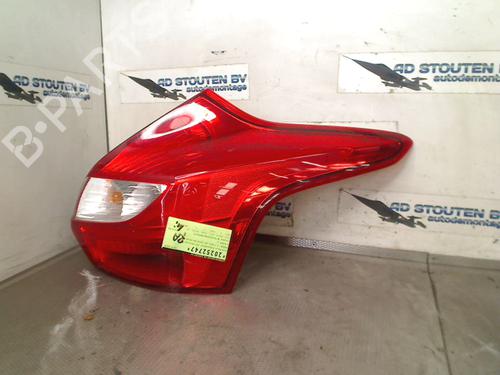 Used Right taillight FORD FOCUS III 1.6 TDCi ECOnetic (105 hp) 29140047