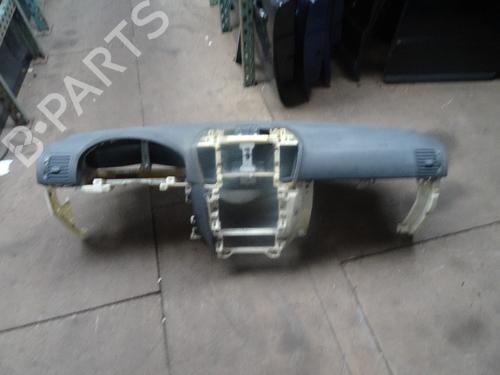 Used Dashboard KIA SORENTO I (JC) 2.4 (139 hp) 11257579