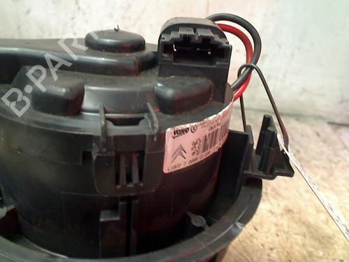 Heater blower motor PEUGEOT 208 I (CA_, CC_) 1.2 VTI 82 | BP11309171M62