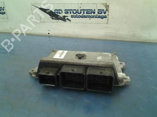 Used Engine control unit (ECU) PEUGEOT 208 I (CA_, CC_) 1.0 VTi (68 hp) 13221362