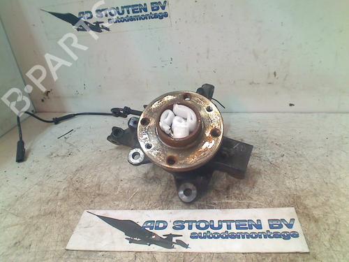 Used Left front steering knuckle RENAULT ZOE (BFM_) ZOE (88 hp) 11260630