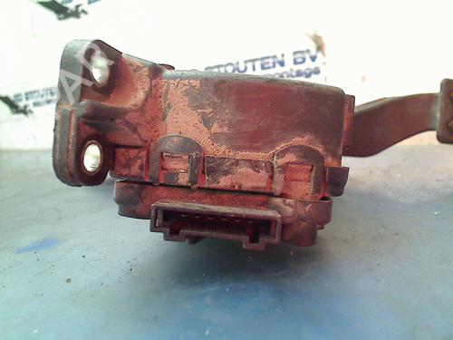Pedal VW TRANSPORTER T5 Van (7HA, 7HH, 7EA, 7EH) 1.9 TDI | BP13124330I4 
