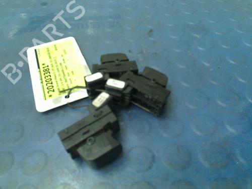 Used Switch SUZUKI GRAND VITARA II (JT, TE, TD) 2.4 All-wheel Drive (JB424) (169 hp) 13616367