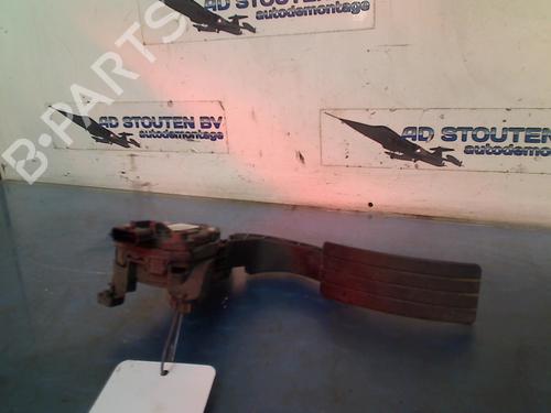 Pedal RENAULT CLIO IV Grandtour (KH_) 1.5 dCi 90 (KHN3, KHN4) (90 hp) 13127248