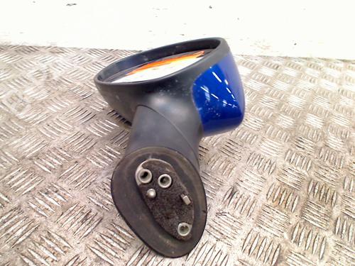 Used Left mirror FIAT GRANDE PUNTO (199_) 1.4 (199AXB11, 199AXB1A, 199BXB1A, 199AXL1A) (77 hp) 11310757