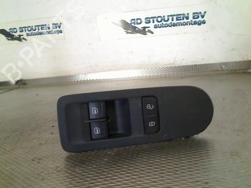 Used Left front window switch VW UP! (121, 122, BL1, BL2, BL3, 123) 1.0 (60 hp) 31243451