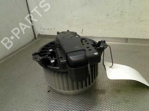 Used Heater blower motor TOYOTA YARIS (_P13_) 1.5 Hybrid (NHP130_, NHP130) (101 hp) 32311812