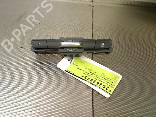 switch-bmw-2-gran-tourer-f46-2014-36156242 main image