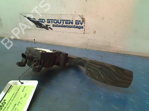 Used Pedal RENAULT MEGANE IV Hatchback (B9A/M/N_) 1.5 dCi 110 (B9A3) (110 hp) 13127059