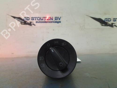 Used Headlight switch SKODA FABIA II (542) 1.4 (86 hp) 19030143