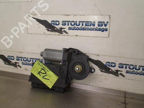 Fensterhebermotor vorne rechts für SEAT EXEO (3R2) 2.0 TDI (143 hp) 28491470