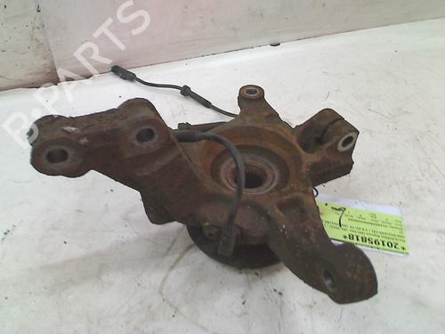 Used Left front steering knuckle DACIA DOKKER Express Box Body/MPV 1.5 dCi 75 / Blue dCi 75 (FEJW, FEAH) (75 hp) 13419629