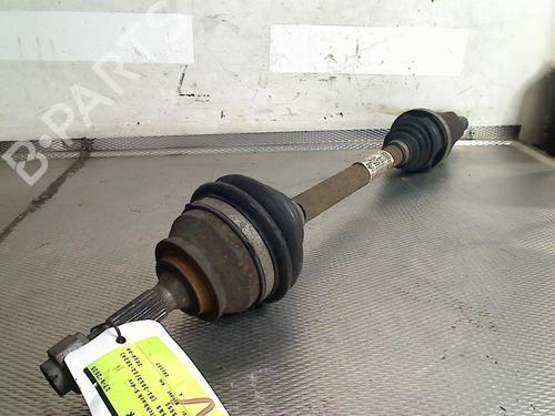 Drivaksel fortil venstre CITROËN C4 CACTUS 1.2 THP 110 (110 hp) 31014688