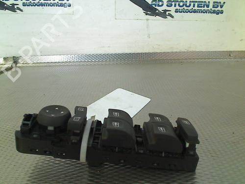 Left front window switch RENAULT MEGANE III Grandtour (KZ0/1) 1.5 dCi (KZ09, KZ0D, KZ1G, KZ29, KZ14, KZ1W, KZ10, KZ1F,... | BP25222293I27 