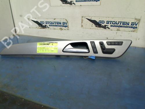 Used Interior roof handle Interior roof handle 33458488 33458488