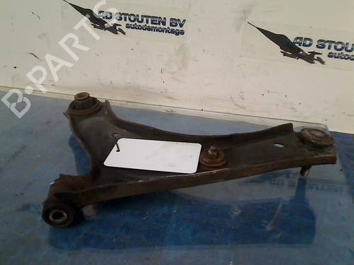 Used Right front suspension arm PEUGEOT 108 1.0 VTi (69 hp) 13409877