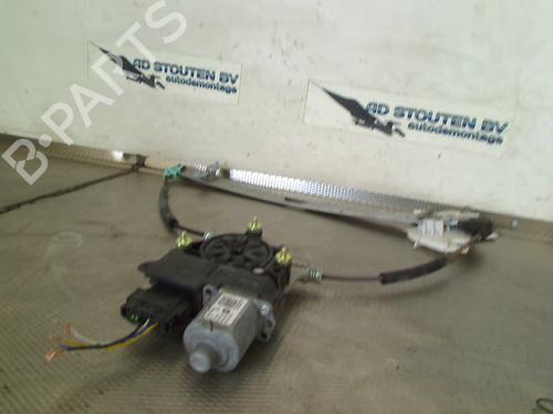 Used Left front window motor Left front window motor KIA STONIC (YB) 1.0 T-GDi Eco-Dynamics+ (101 hp) 33017962 33017962