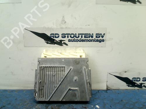 Versnellingsbakregeleenheid VOLVO V70 II (285) 2.4 T (200 hp) 11748852