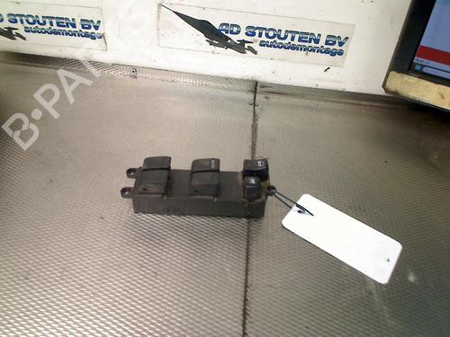 Used Left front window switch NISSAN X-TRAIL I (T30) 2.2 dCi (136 hp) 30533667