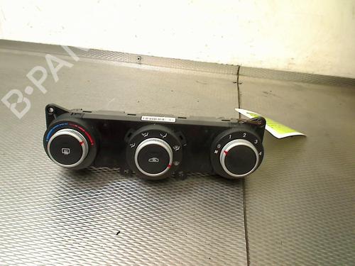 Used Climate control Climate control KIA CEE'D Hatchback (ED) 1.4 CVVT (90 hp) 39974854 39974854
