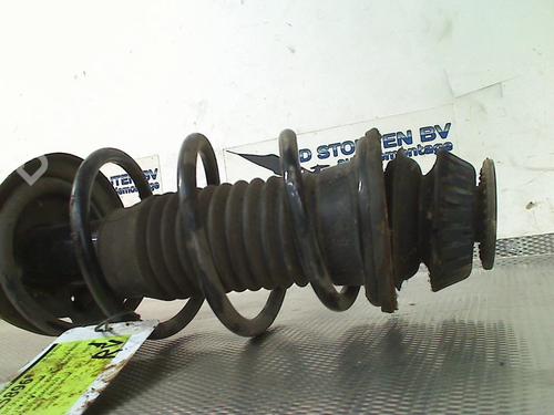 Right front shock absorber TOYOTA YARIS (_P13_) 1.0 (KSP130_, KSP130) | BP23950657M17 