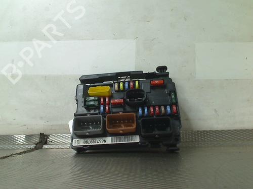 Used Fuse box CITROËN C3 II (SC_) 1.6 HDi (92 hp) 31800579