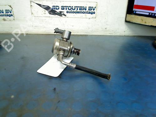 Used Fuel pump Fuel pump FORD FIESTA VII (HJ, HF) 1.0 EcoBoost (101 hp) 33402190 33402190