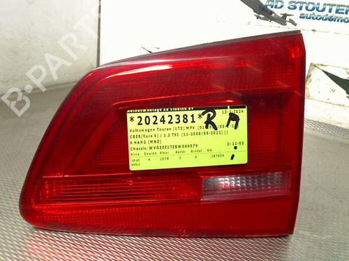 Used Right taillight VW TOURAN (1T3) 1.2 TSI (105 hp) 31331917