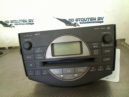 Used Electronic module TOYOTA RAV 4 III (_A3_) 2.2 D 4WD (ALA30_, ALA30R) (177 hp) 31829109