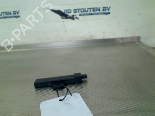 Base antenna Base antenna BMW X6 (F16, F86) xDrive 30 d (258 hp) 37632745 37632745
