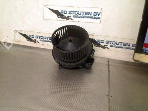 Used Heater blower motor BMW 1 (F21) 114 i (102 hp) 31014574