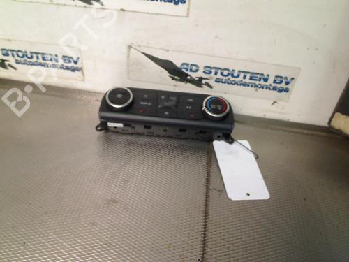 climate-control-ford-fiesta-vii-hj-hf-2017-29299764 main image