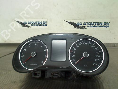 Used Display monitor VW POLO V (6R1, 6C1) 1.2 TSI (105 hp) 30874917