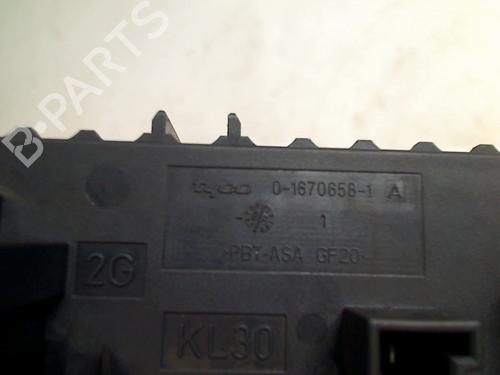 Fuse box MERCEDES-BENZ E-CLASS Coupe (C207) E 350 CGI (207.357) | BP31045952E1
