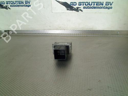 Used Electronic sensor Electronic sensor PEUGEOT 3008 I MPV (0U_) 2.0 HDi Hybrid4 (0URHCA) (200 hp) 33940877 33940877