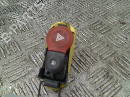 Used Warning switch RENAULT CLIO III (BR0/1, CR0/1) 1.5 dCi (C/BR0G, C/BR1G) (68 hp) 13124289