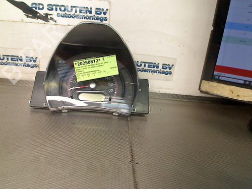 Used Instrument cluster Instrument cluster 28111862 28111862