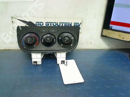 Commande Chauffage FIAT DOBLO Cargo (263_) 1.3 D Multijet (90 hp) 18602602