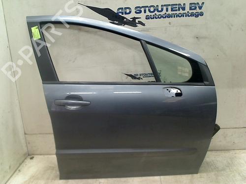 Used Right front door PEUGEOT 308 SW I (4E_, 4H_) 1.6 16V (120 hp) 11321379