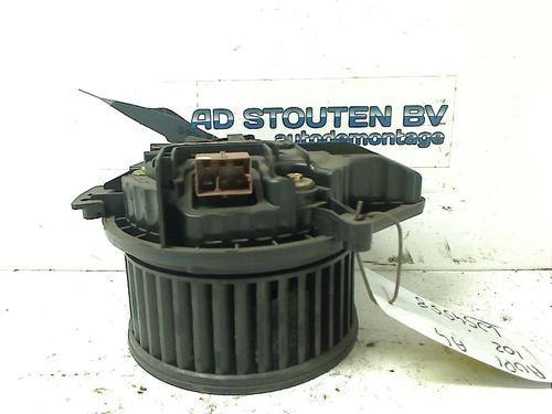 Used Heater blower motor AUDI A4 B6 Avant (8E5) 2.5 TDI quattro (180 hp) 11296638