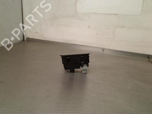 Headlight switch RENAULT MEGANE III Grandtour (KZ0/1) 1.5 dCi (KZ09, KZ0D, KZ1G, KZ29, KZ14, KZ1W, KZ10, KZ1F,... | BP32256186I24