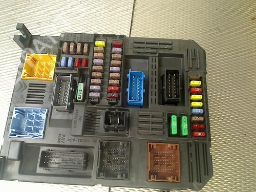 Fuse box PEUGEOT EXPERT Van (V_) 1.6 BlueHDi 115 | BP32183522E1 