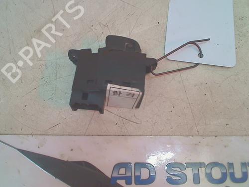 Used Switch HYUNDAI SANTA FÉ I (SM) 2.4 16V 4x4 (146 hp) 11260677