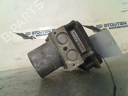 Used ABS pump MERCEDES-BENZ B-CLASS Sports Tourer (W245) B 200 CDI (245.208) (140 hp) 17526086